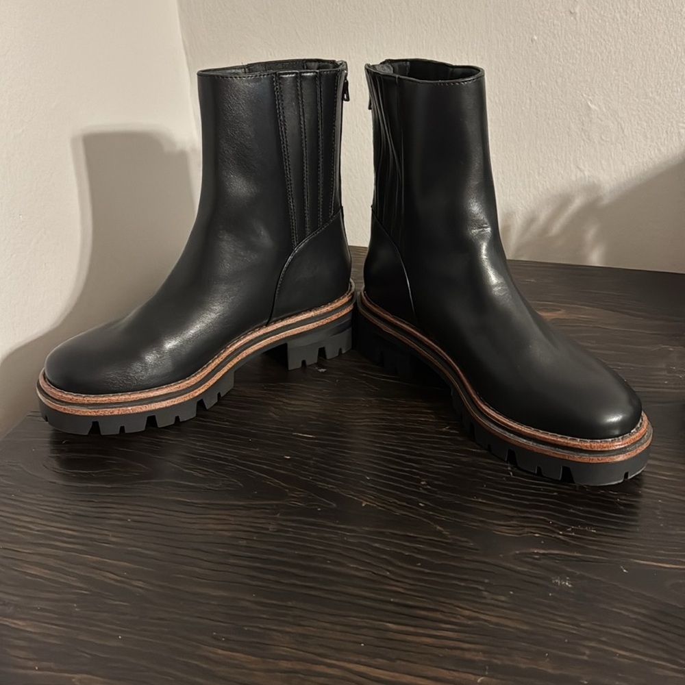 ✨ NWOB Korks Vivi Lug Sole Boots Sz 9 - Picture 5 of 10